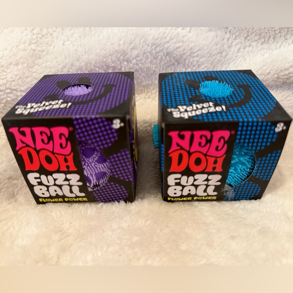 2 -Nee doh FUZZ BALL Flower Power Squish Stress Ball NEEDOH Fuzzball Virtual SET